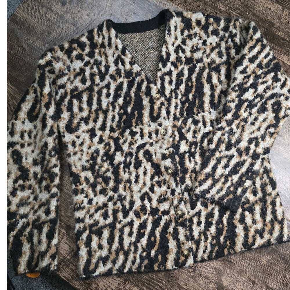 HALARA Leopard Print Cardigan Sweater Womens Sz S Tan Black Excellent Fuzzy Knit
